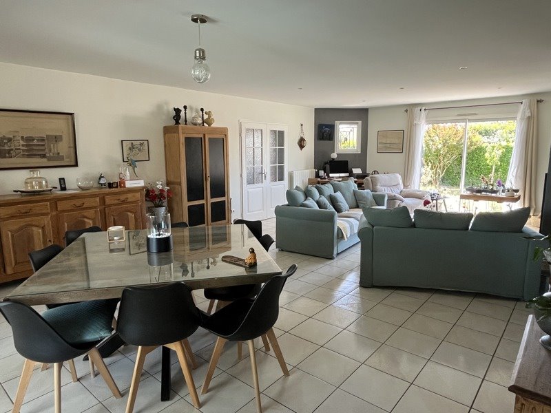Vente Maison AUDENGE - 7 pièces -190 m² - (33980)