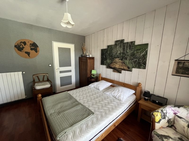 Vente Maison AUDENGE - 7 pièces -190 m² - (33980)