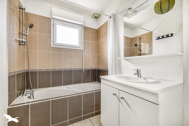 Vente Maison AUDENGE - 4 pièces -105 m² - (33980)