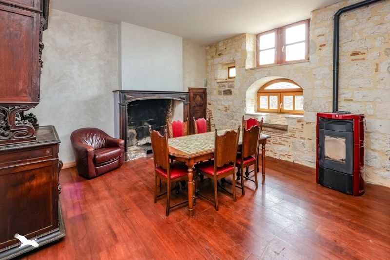 Vente Maison CASTELNAU DE MONTMIRAL - 8 pièces -223 m² - (81140)