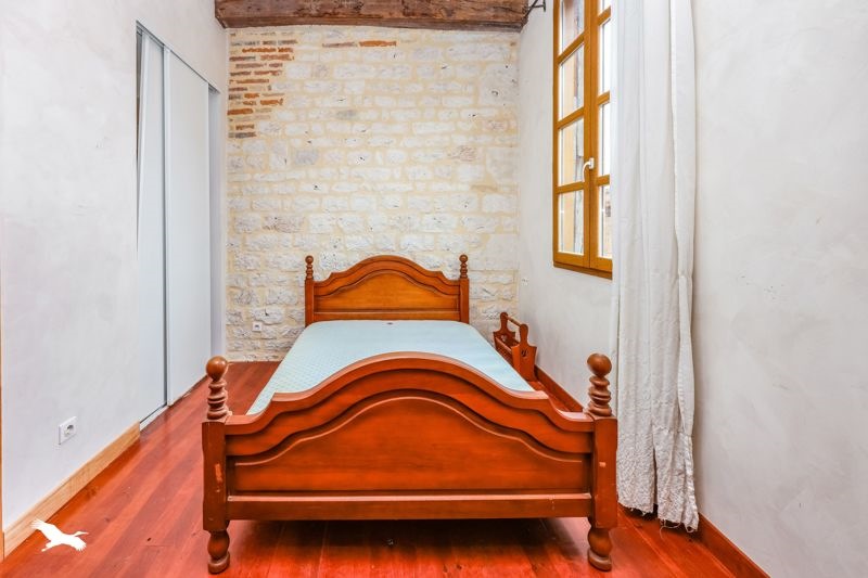 Vente Maison CASTELNAU DE MONTMIRAL - 8 pièces -223 m² - (81140)