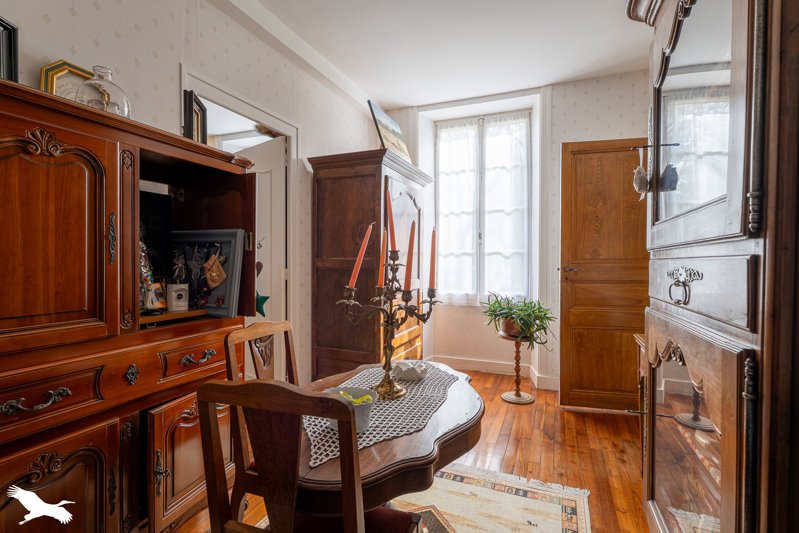 Vente Maison AUJAC - 8 pièces -129 m² - (17770)