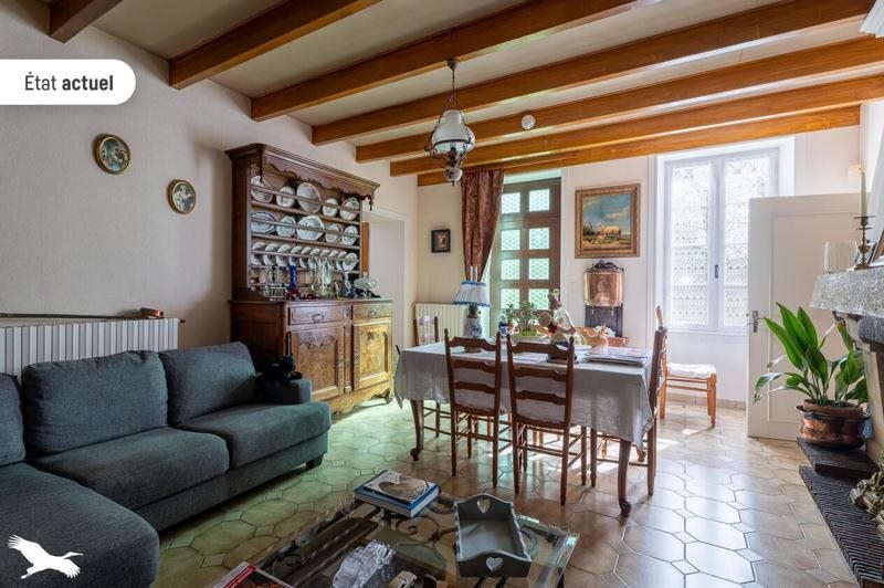 Vente Maison AUJAC - 8 pièces -129 m² - (17770)