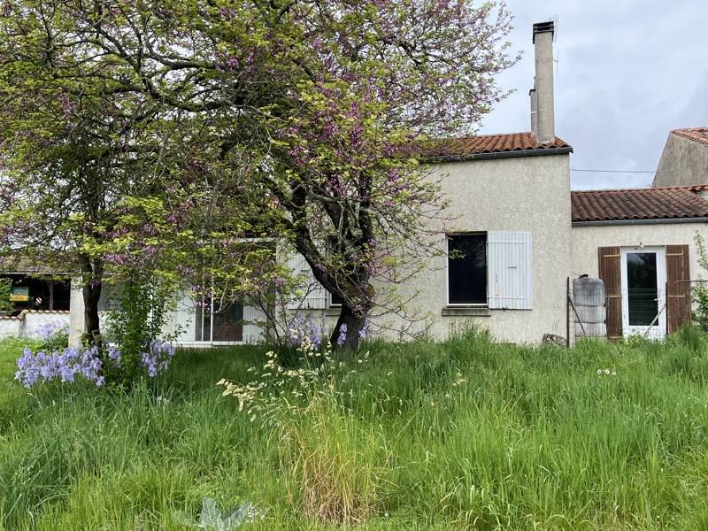Vente Maison CONTRE - 6 pièces -135 m² - (17470)