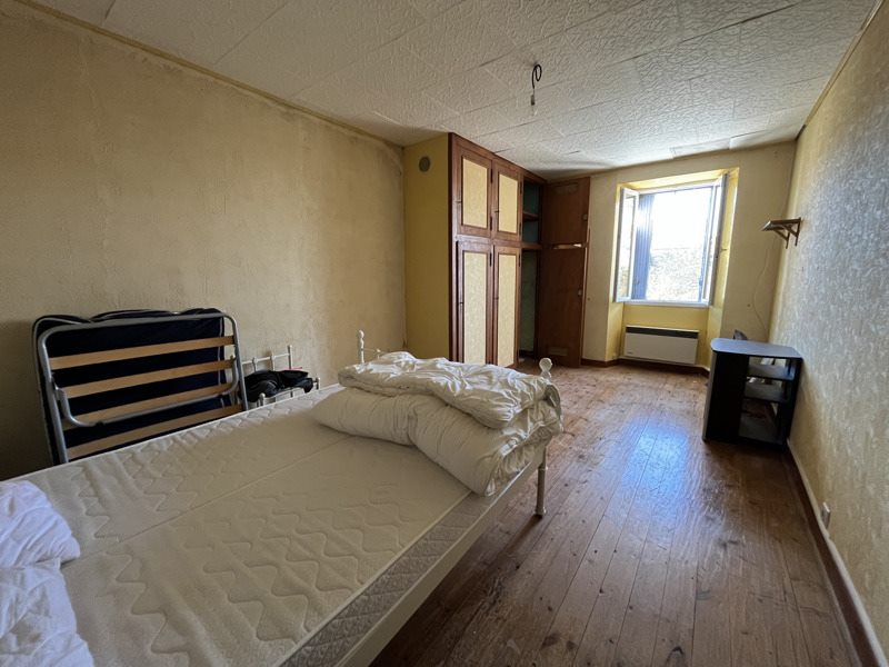 Vente Maison ST PIERRE DE JUILLERS - 4 pièces -74 m² - (17400)