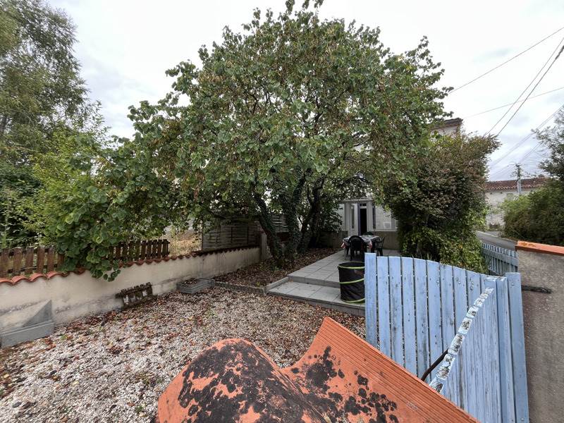 Vente Maison ST PIERRE DE JUILLERS - 4 pièces -74 m² - (17400)