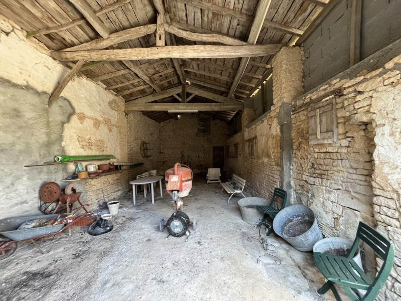 Vente Maison FONTAINE CHALENDRAY - 6 pièces -113 m² - (17510)