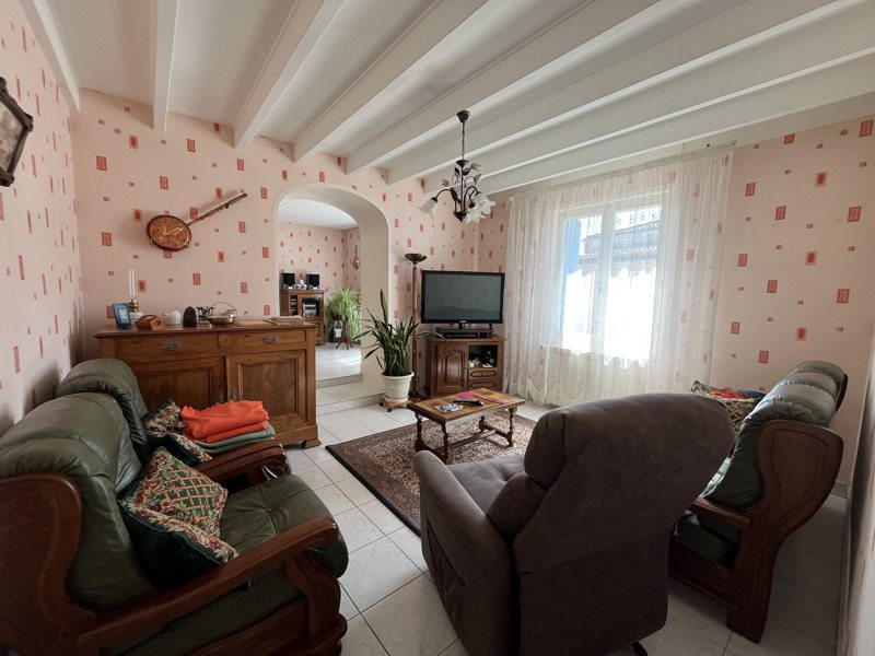 Vente Maison FONTAINE CHALENDRAY - 6 pièces -113 m² - (17510)