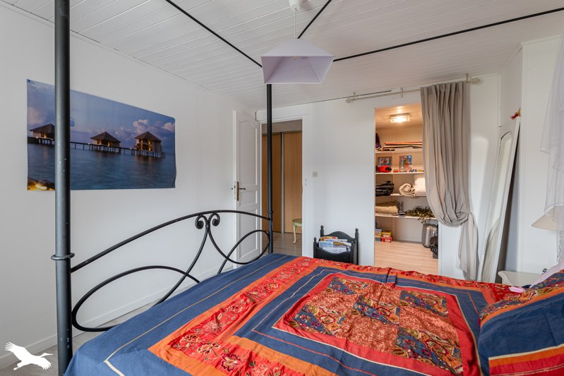 Vente Maison ST MARTIN DE JUILLERS - 6 pièces -240 m² - (17400)