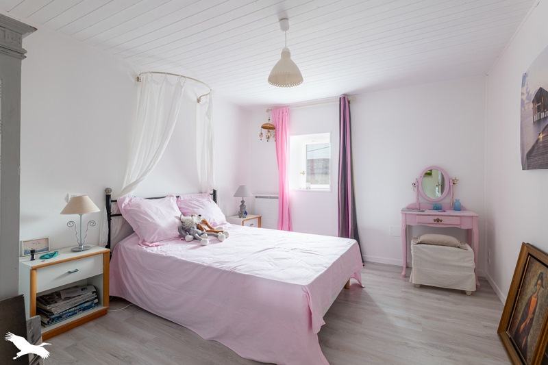Vente Maison ST MARTIN DE JUILLERS - 6 pièces -240 m² - (17400)
