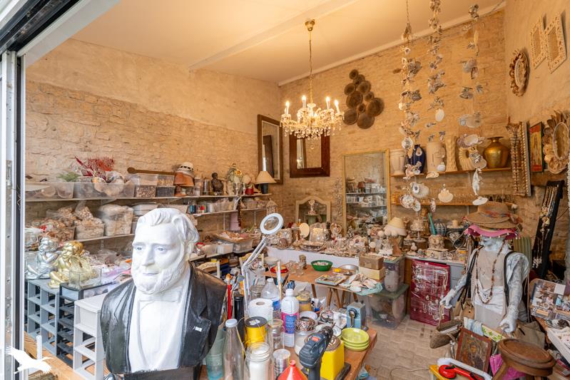 Vente Maison MATHA - 6 pièces -195 m² - (17160)