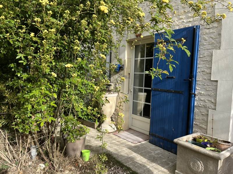 Vente Maison MATHA - 6 pièces -195 m² - (17160)