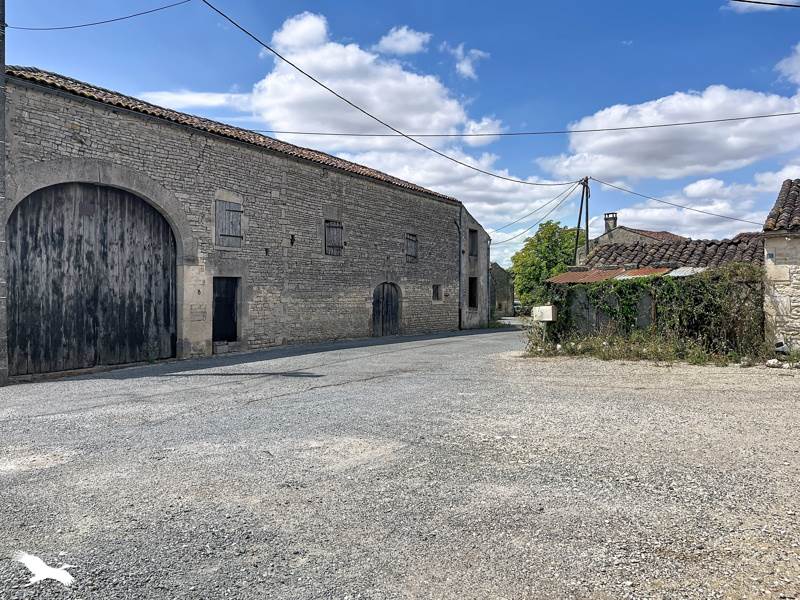 Vente Maison BRIE SOUS MATHA - 4 pièces -76 m² - (17160)