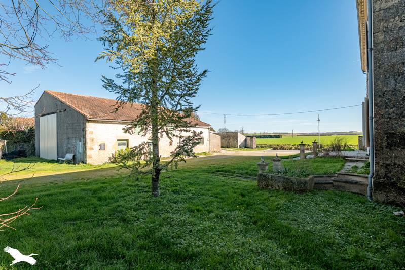 Vente Maison PAILLE - 13 pièces -370 m² - (17470)
