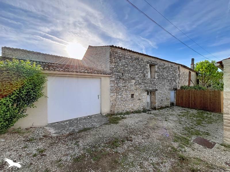 Vente Maison Saint-Mandé-sur-Brédoire - 3 pièces -98 m² - (17470)