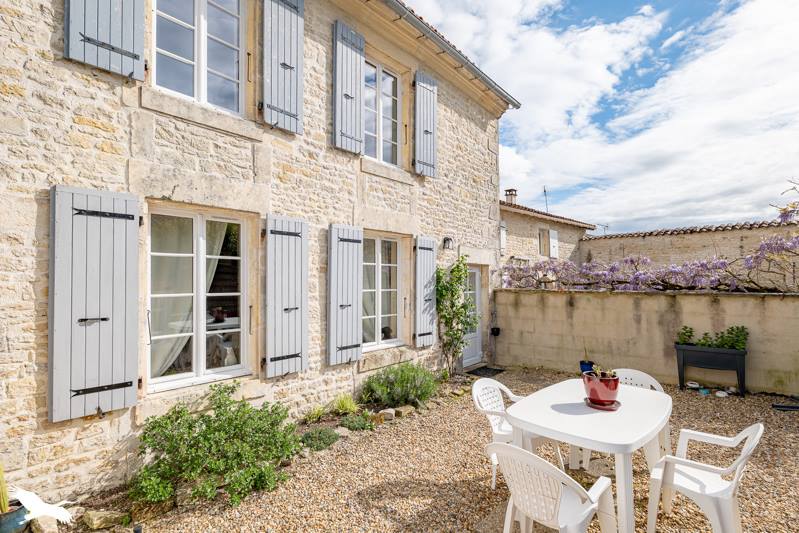 Vente Maison AUTHON EBEON - 5 pièces -127 m² - (17770)