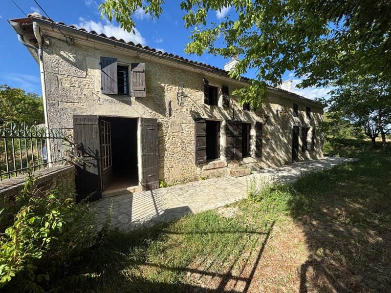 Vente Maison MIGRON - 5 pièces -209 m² - (17770)