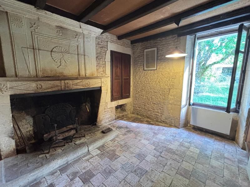 Vente Maison MIGRON - 5 pièces -209 m² - (17770)