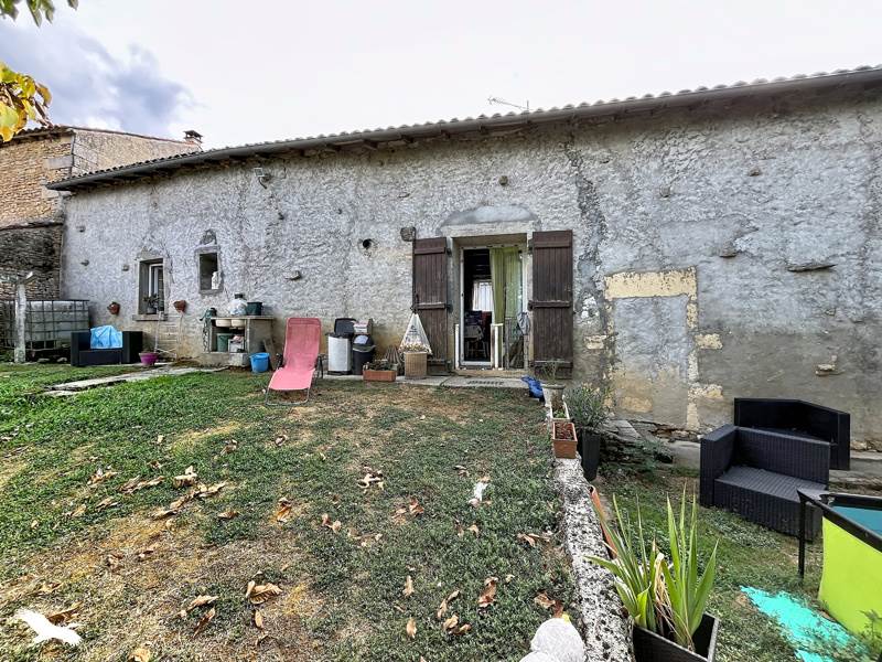 Vente Maison Burie 17770 4 pièces - 106 m²