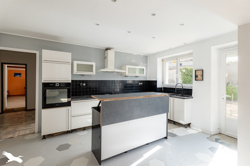 Vente Maison GIBOURNE - 7 pièces -145 m² - (17160)