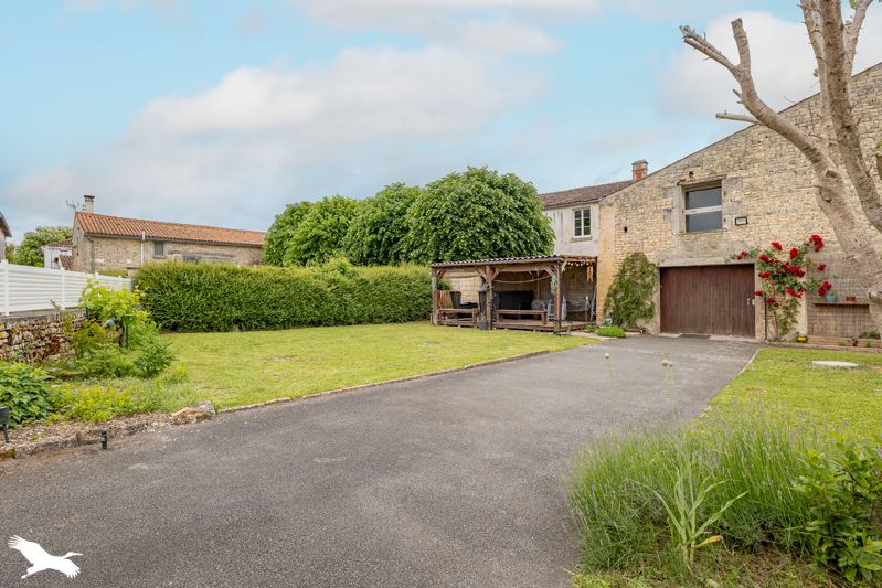 Vente Maison PAILLE - 7 pièces -192 m² - (17470)