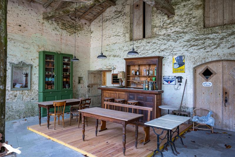 Vente Maison MATHA - 4 pièces -212 m² - (17160)