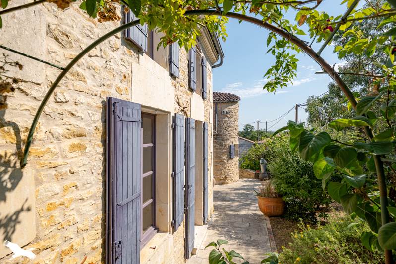 Vente Maison BRIZAMBOURG - 5 pièces -119 m² - (17770)