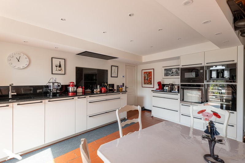Vente Maison BRIZAMBOURG - 5 pièces -152 m² - (17770)