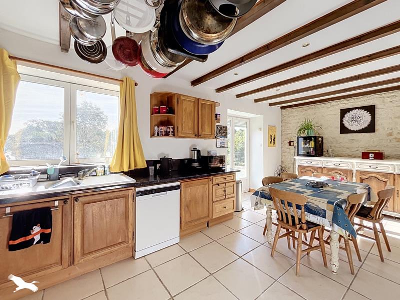 Vente Maison Néré - 6 pièces -180 m² - (17510)