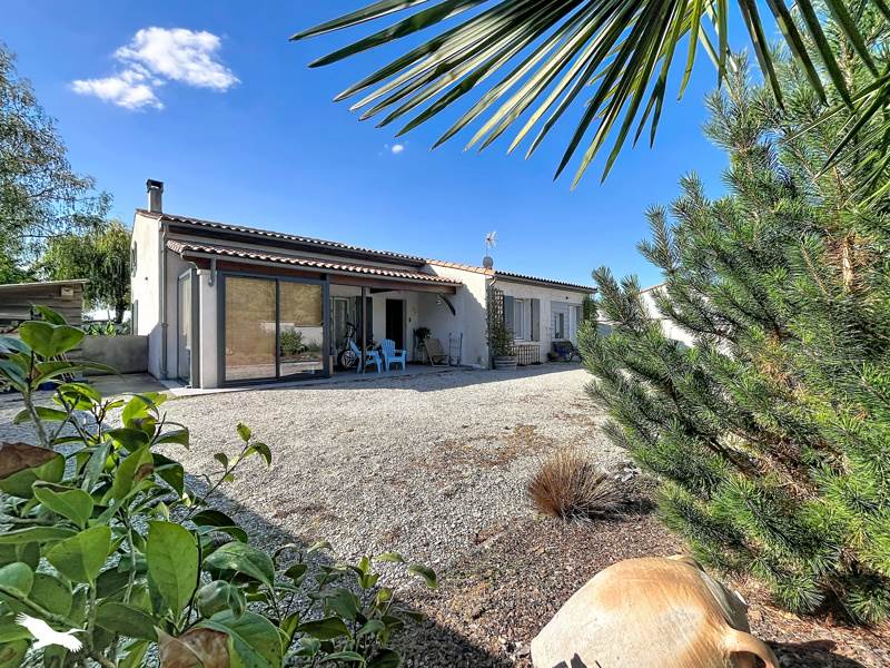 Vente Maison BRIZAMBOURG 17770 5 pièces - 145 m²