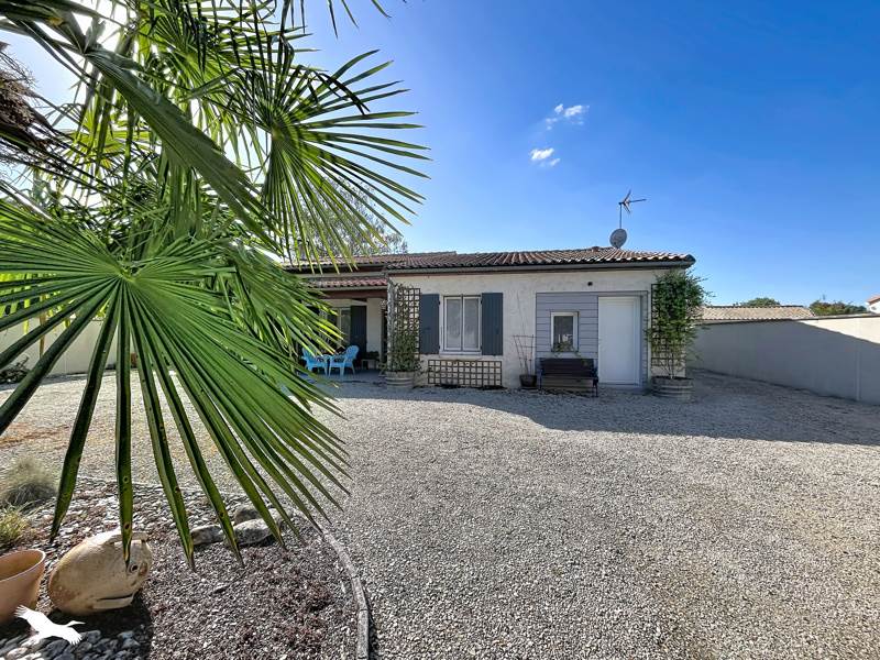 Vente Maison Brizambourg 17770 5 pièces - 145 m²