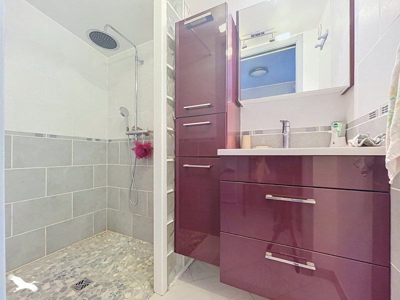 Vente Maison Saint-Ouen-la-Thène - 5 pièces -107 m² - (17490)