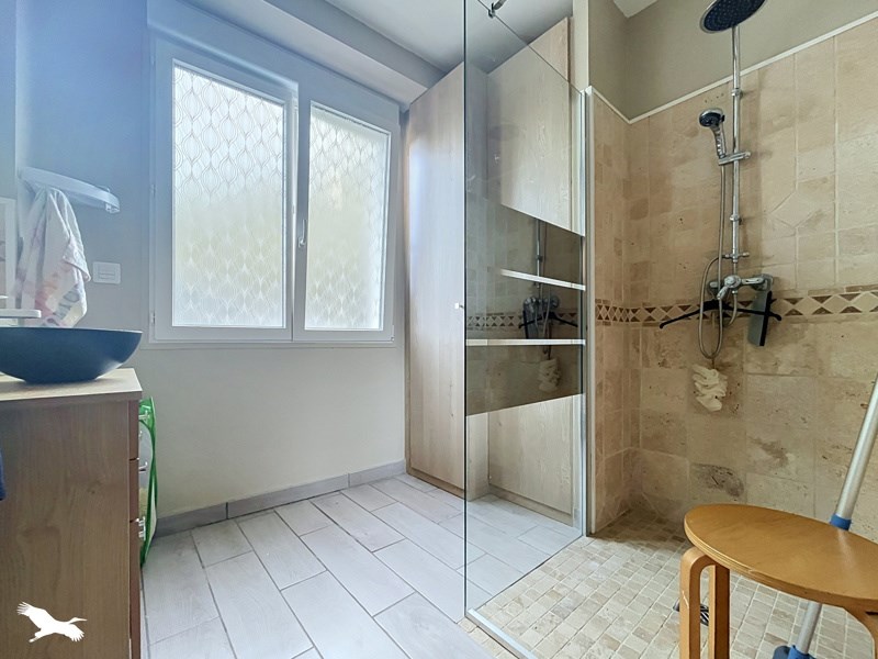 Vente Maison Saint-Ouen-la-Thène - 5 pièces -107 m² - (17490)