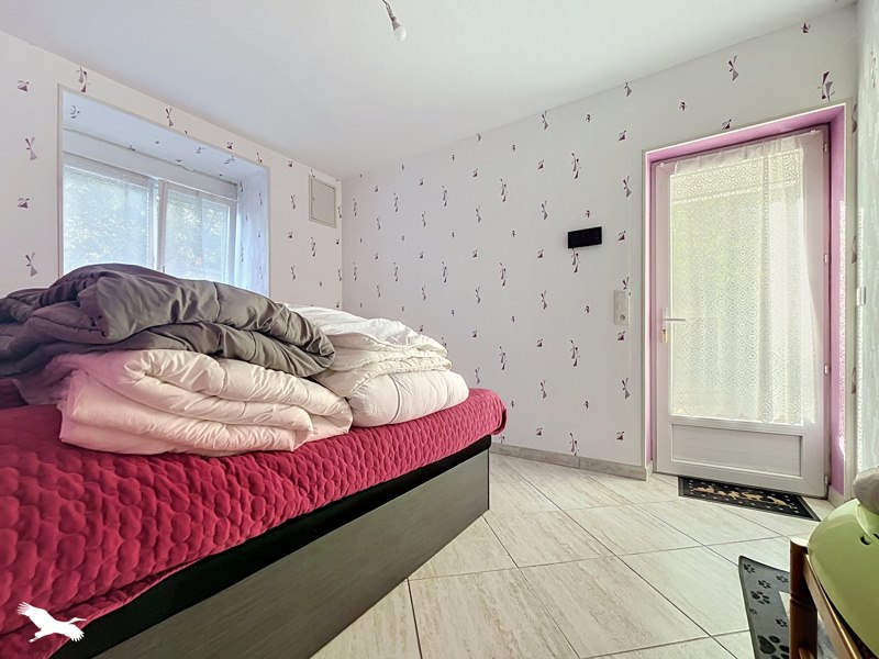Vente Maison Saint-Ouen-la-Thène - 5 pièces -107 m² - (17490)