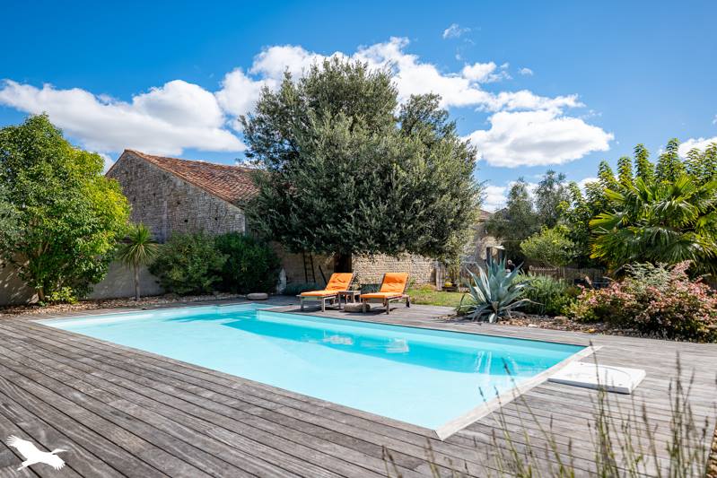 Vente Maison LOUZIGNAC - 5 pièces -152 m² - (17160)