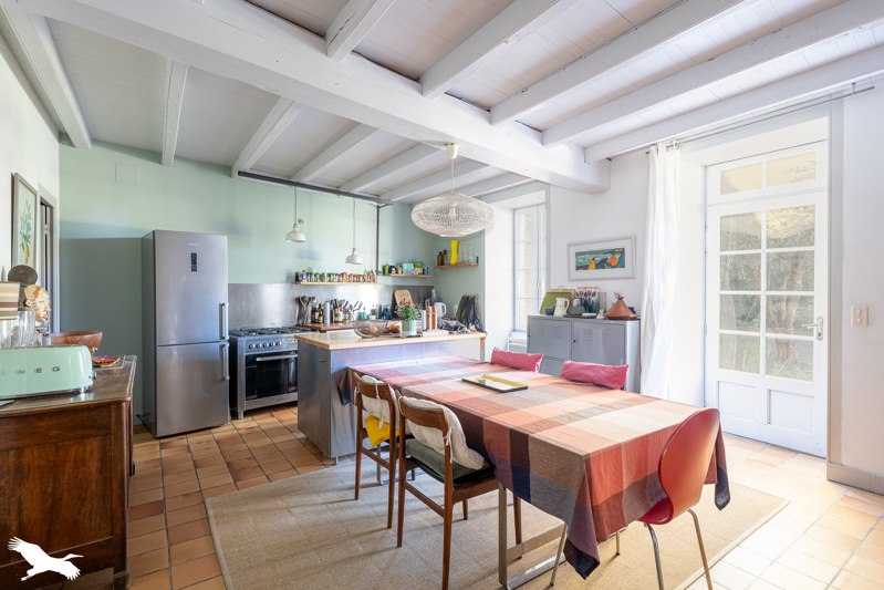 Vente Maison LOUZIGNAC - 5 pièces -152 m² - (17160)