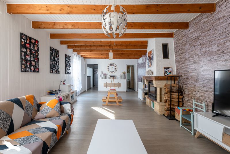 Vente Maison Beauvais-sur-Matha - 6 pièces -124 m² - (17490)