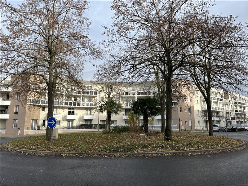 Appartement 2 pièces 41 m² · à Saint-Ouen-l'Aumône · 41 m² · 192 300 €