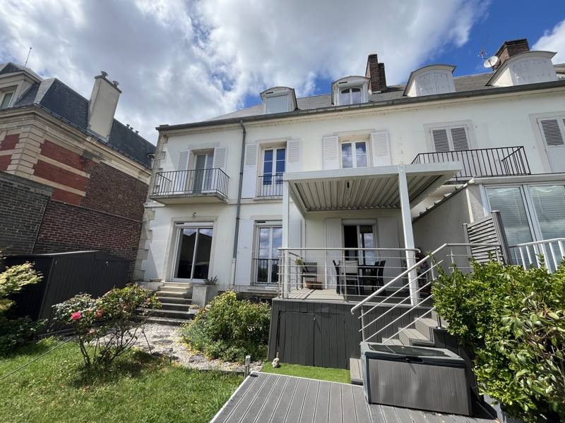 Vente Maison PONTOISE - 8 pièces -174 m² - (95300)