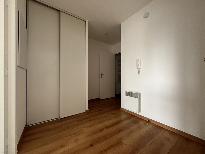 Vente Appartement PONTOISE - 2 pièces -51 m² - (95300)