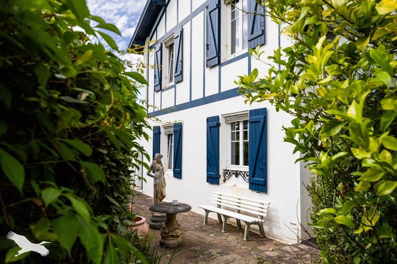 Vente Maison ANGLET - 5 pièces -146 m² - (64600)