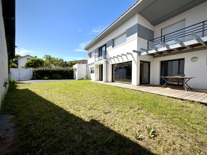 Vente Maison ANGLET - 5 pièces -139 m² - (64600)