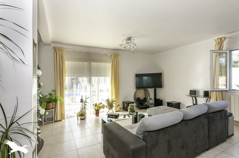 Vente Maison MONTBAZIN - 7 pièces -195 m² - (34560)