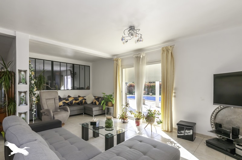 Vente Maison MONTBAZIN - 7 pièces -195 m² - (34560)