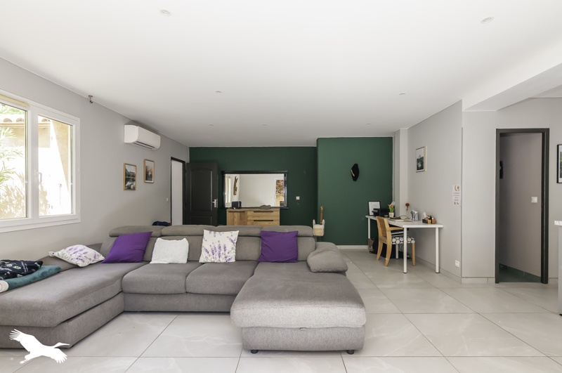 Vente Maison MONTBAZIN - 8 pièces -203 m² - (34560)
