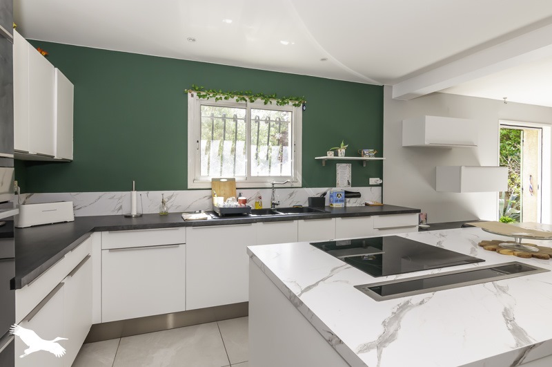Vente Maison MONTBAZIN - 8 pièces -203 m² - (34560)