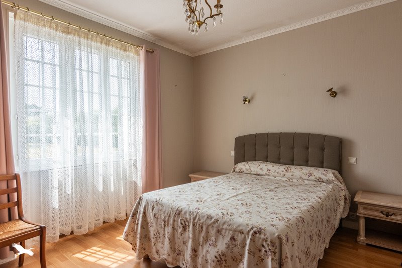 Vente Maison PLOUGUERNEAU - 6 pièces -145 m² - (29880)