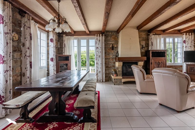 Vente Maison PLOUGUERNEAU - 6 pièces -145 m² - (29880)