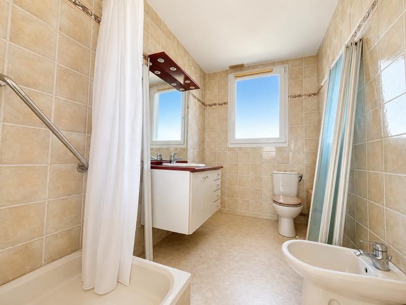 Vente Maison PLOUVIEN - 6 pièces -116 m² - (29860)