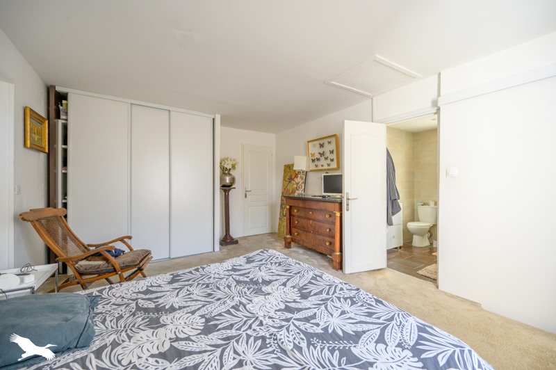 Vente Maison PUILBOREAU - 6 pièces -210 m² - (17138)